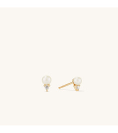Diamond Pearl Studs